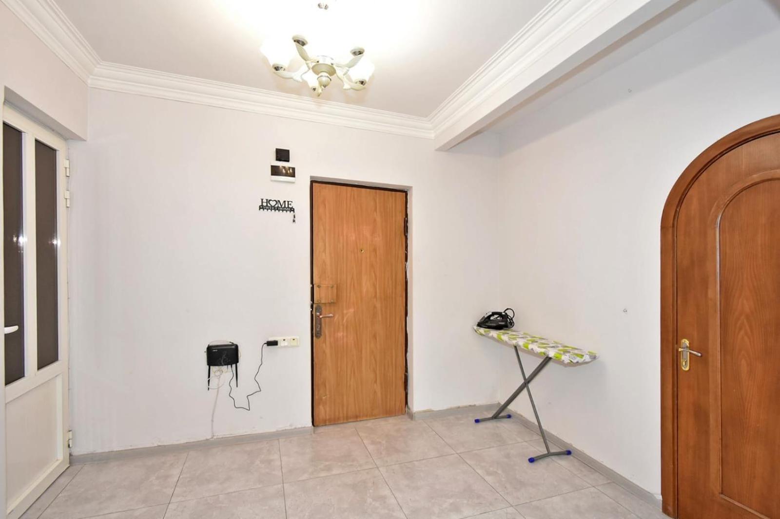 Luxury Spacious Apartment On Saryan Street.Centre يريفان المظهر الخارجي الصورة